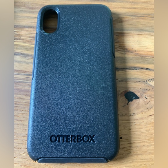 OtterBox iPhone Xs & X Symmetry Series Case. Black, New thin design, ultra sleek - Picture 4 of 6